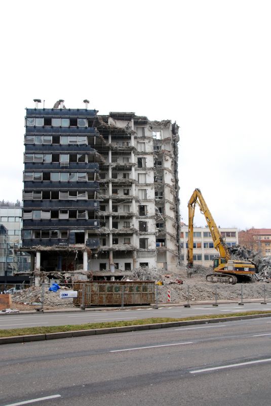 Commercial Building Removal in Houston, TX
