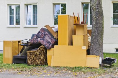 Patio Furniture Removal in Roseville, CA